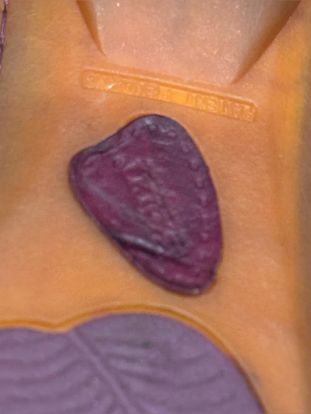 Born Women’s Purple Soft Leather Sandals size 8: Hand Crafted Footware: